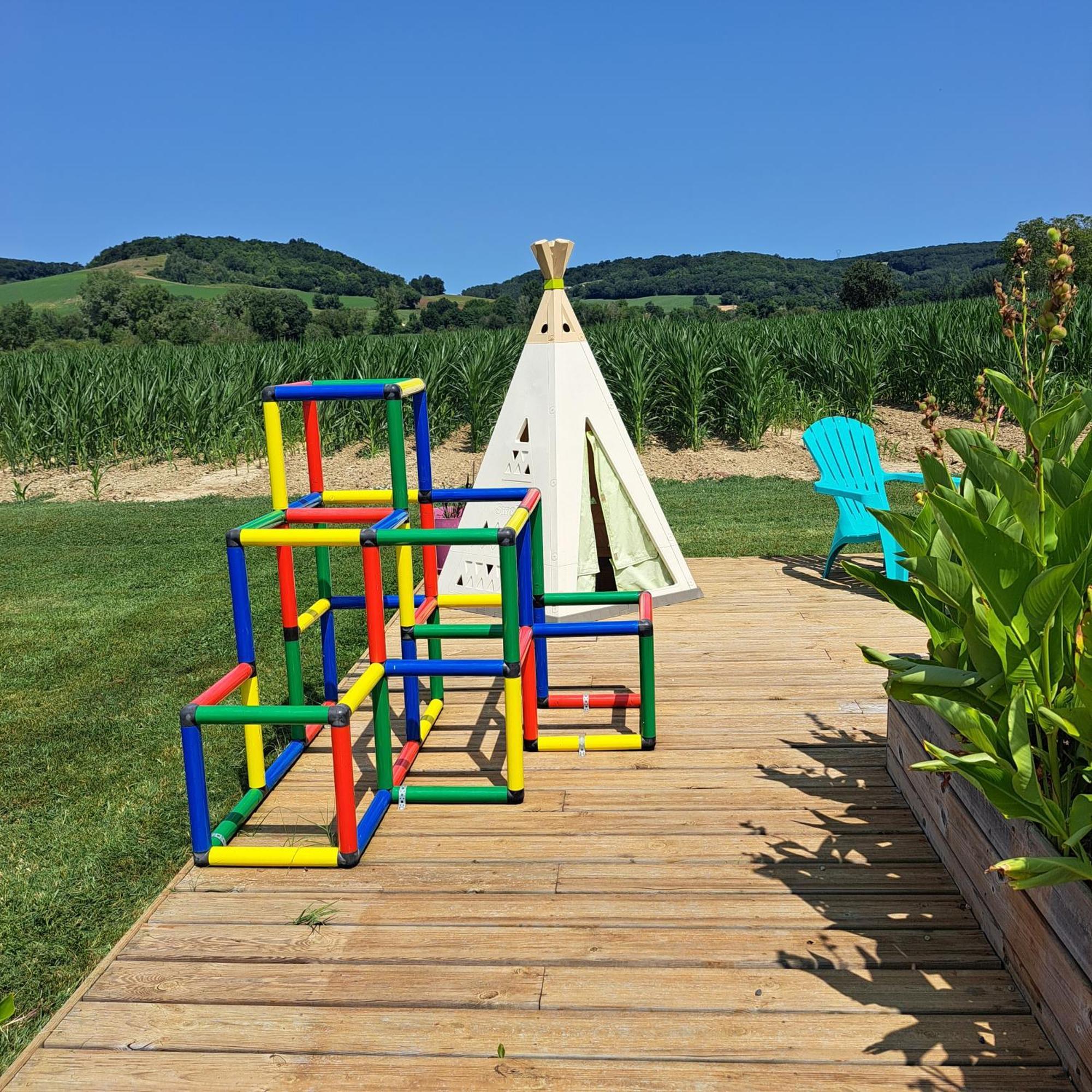 فيلا Le Domaine Vesque Saint-Pierre-de-Clairac المظهر الخارجي الصورة
